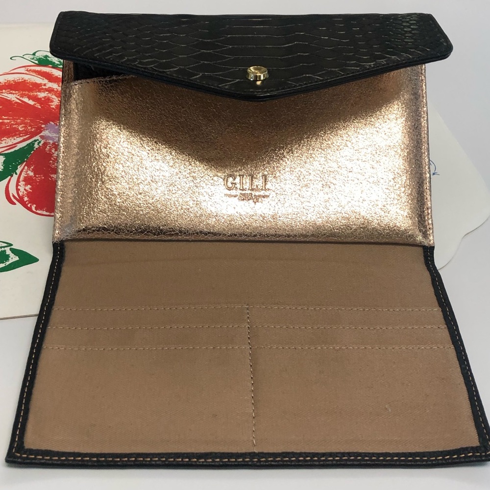 Ladies wallets - Picture 2 of 8